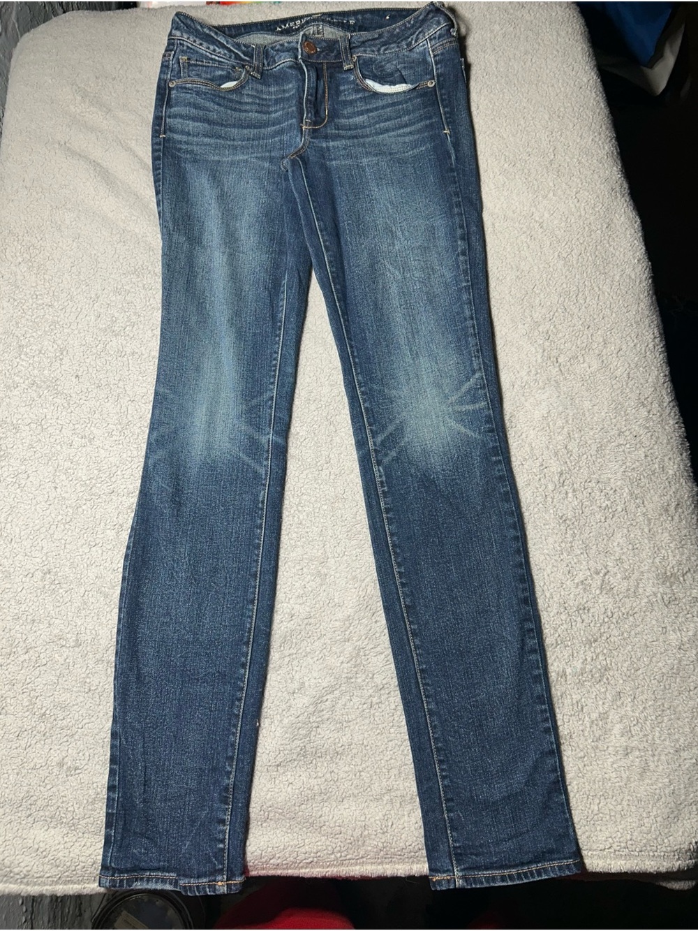American Eagle Dark Wash Stretch Jeans Size 4